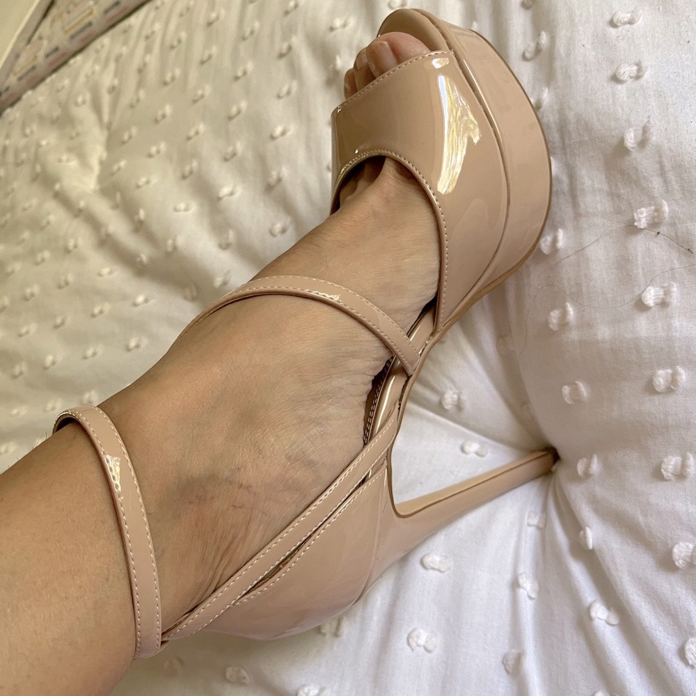 As new!! ISADORA platform nude heels. - Picture 13 of 14